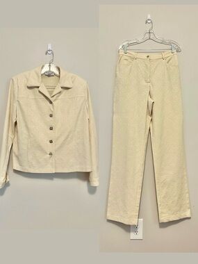 St. John Sport Yellow Jacquard Pant Suit Set Size 8 Quiet Luxury Designer